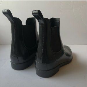 G.H Bass and Co black rubber rain booties